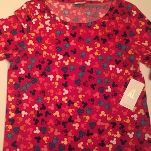 Xlarge LuLaRoe Disney Gigi!